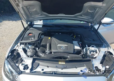 2019 Mercedes-Benz E 300 4Matic из США, поврежденный, VIN WDDZF4KB9KA550117